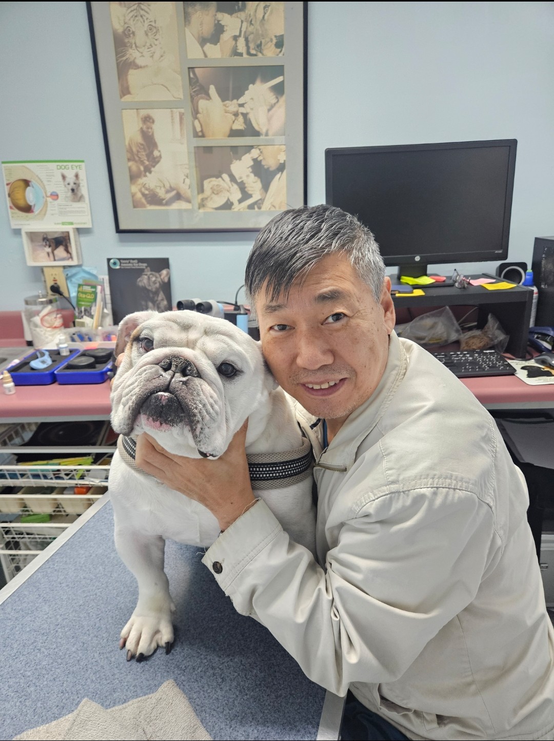 AVEC Veterinary Technologist with patient
